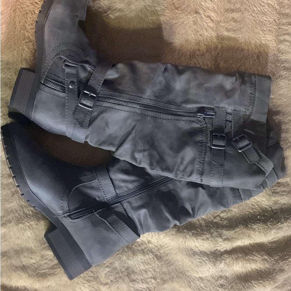 SO Brand boots size 8 1/2 like new wore 1x